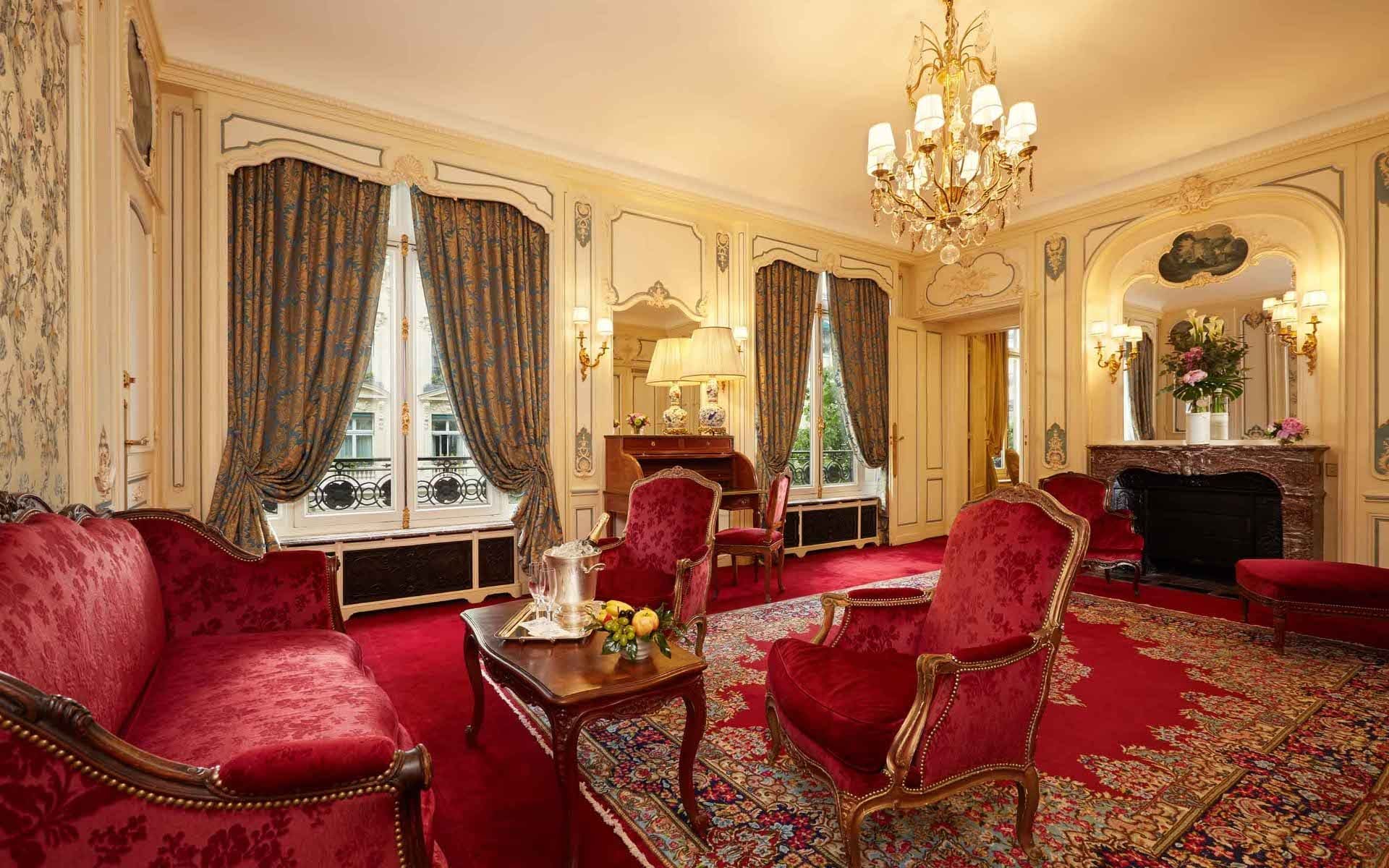 Hotel Raphael Paris Eiffel Signature Suite
